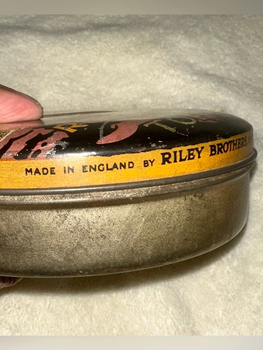 Vintage Rileys Toffee Tin Wooden Sewing Thread Spools Lot Halifax England Ship⁠